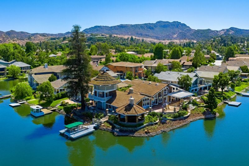 Ceiling Scraping in Westlake Village, CA
